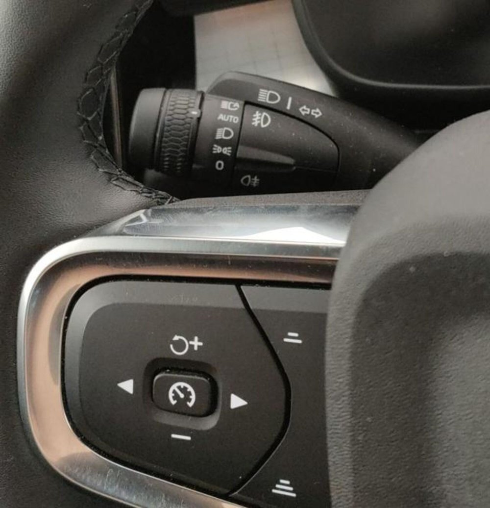Volvo XC40 usata a Modena (15)