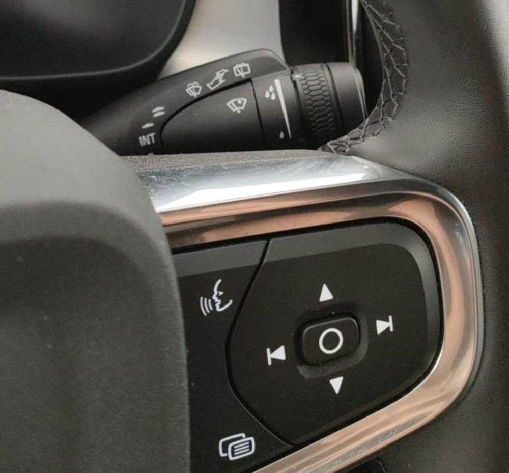 Volvo XC40 usata a Modena (16)