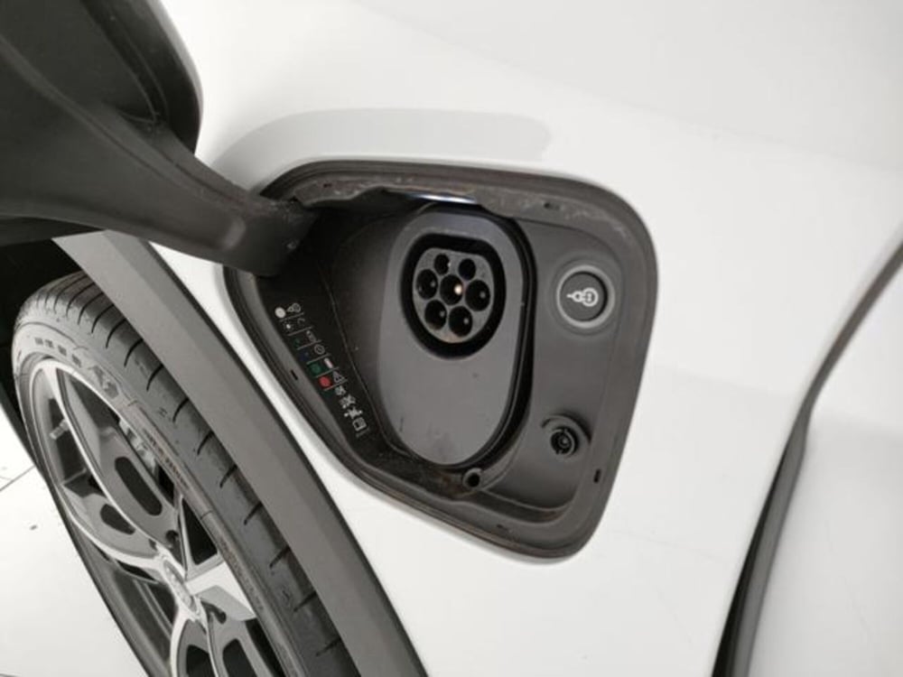Porsche Taycan Cross Turismo usata a Modena (10)