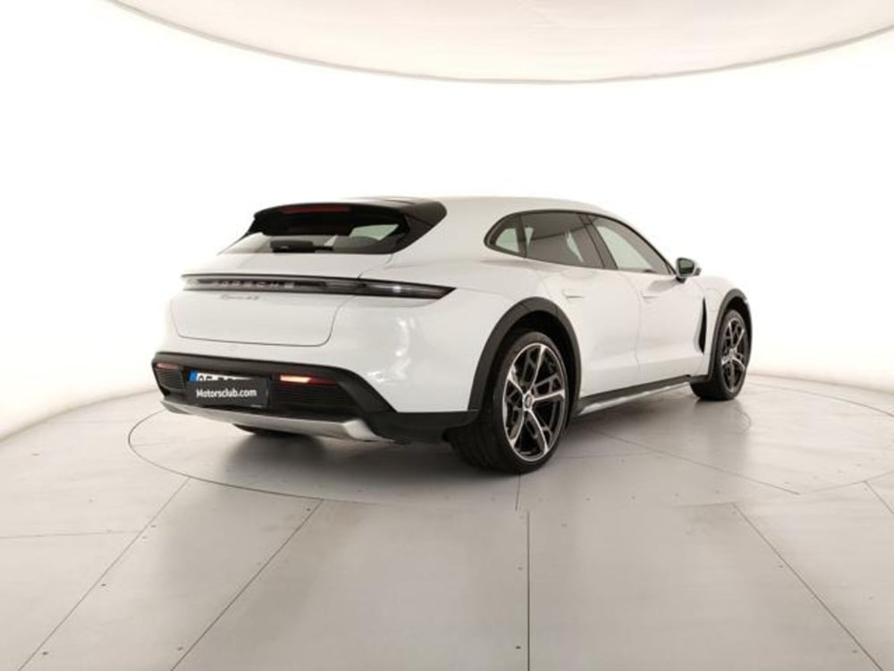 Porsche Taycan Cross Turismo usata a Modena (5)