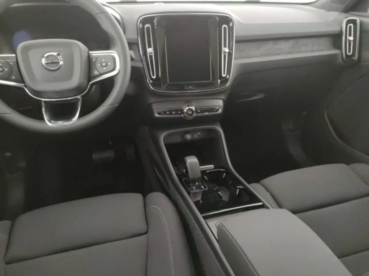 Volvo EC40 usata a Modena (6)