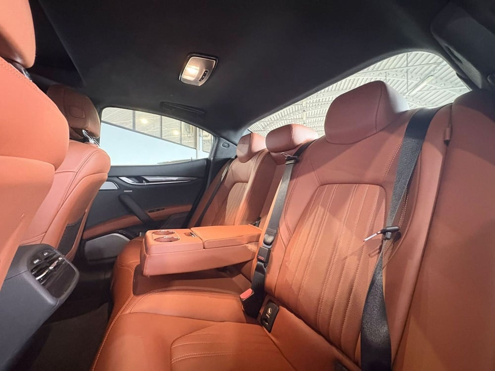 Maserati Ghibli usata a Monza e Brianza (13)