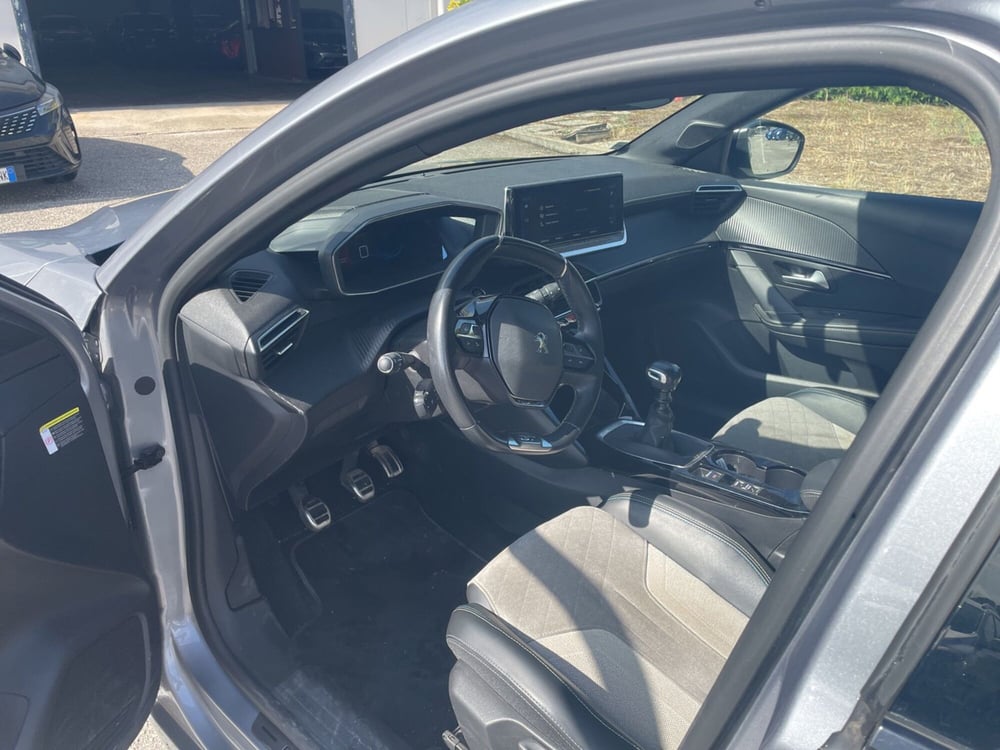 Peugeot 208 usata a Roma (10)