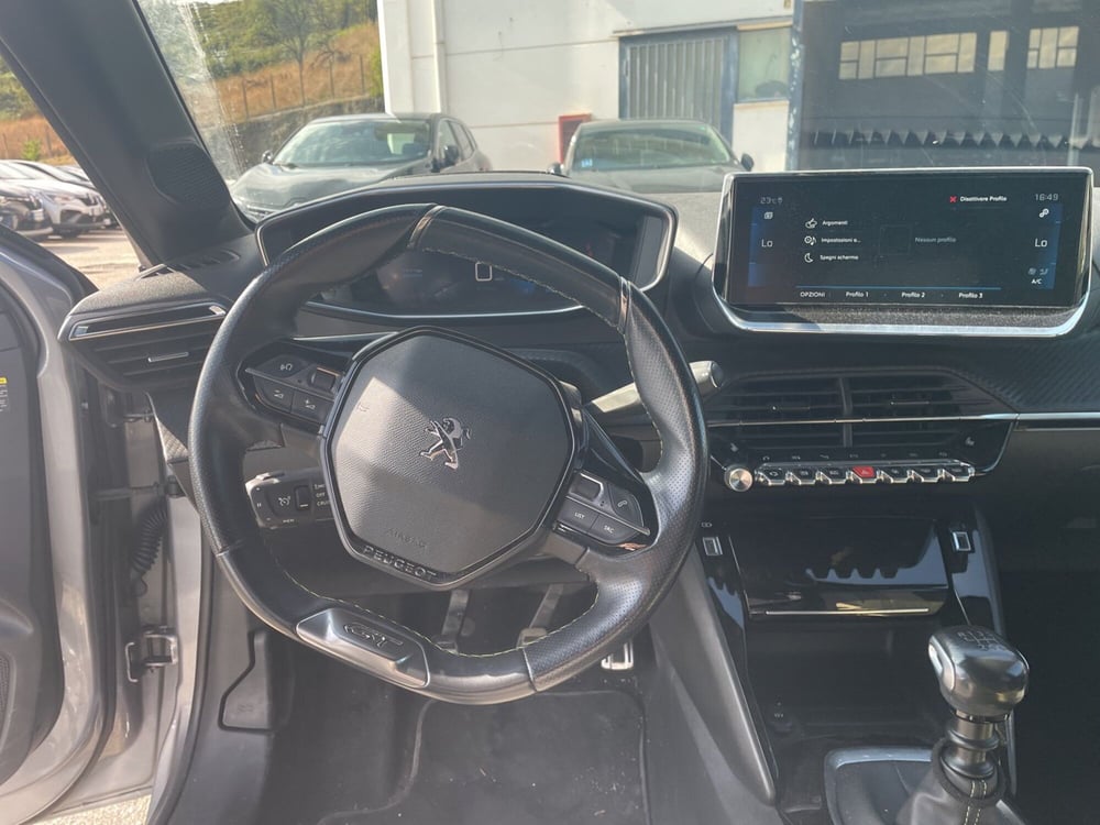 Peugeot 208 usata a Roma (12)