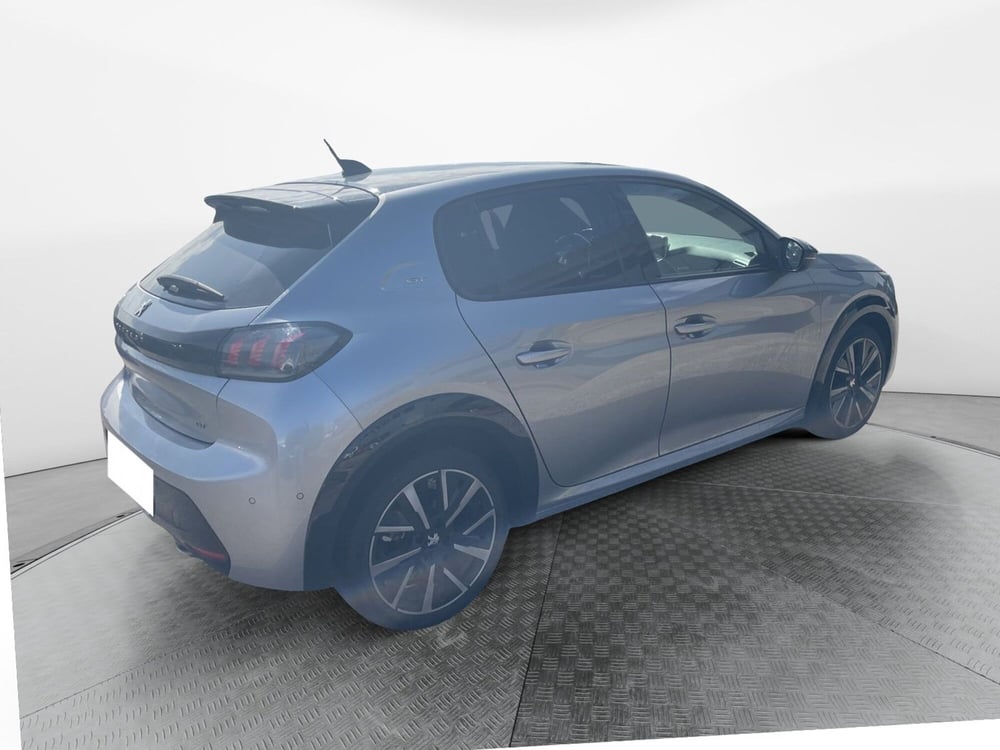 Peugeot 208 usata a Roma (3)