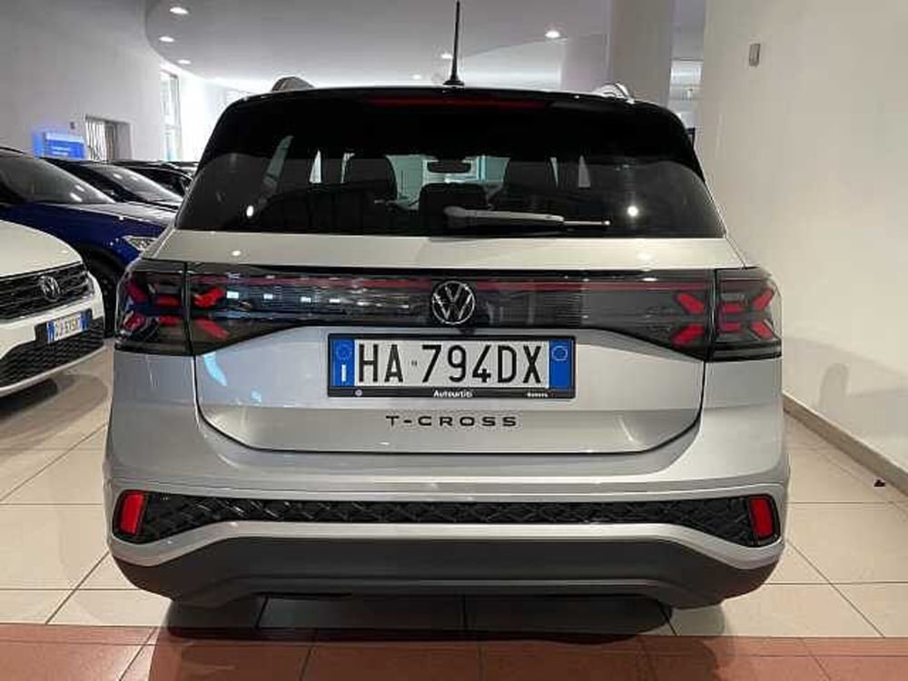 Volkswagen T-Cross nuova a Genova (4)