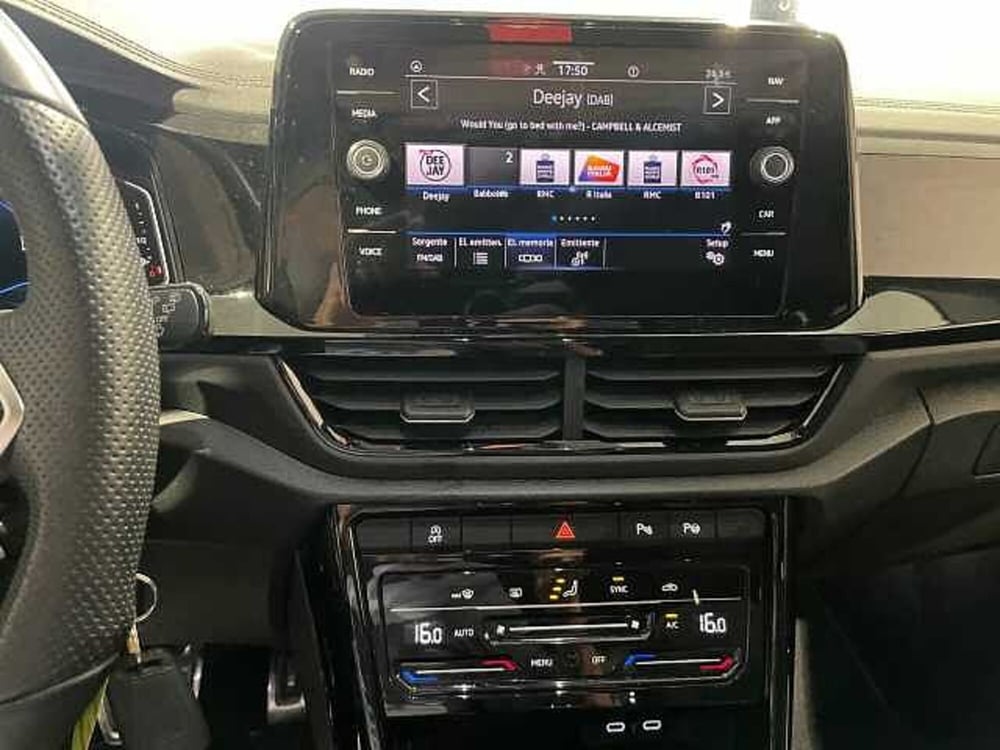 Volkswagen T-Roc usata a Genova (13)