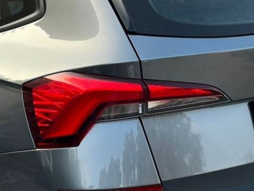 Skoda Kamiq usata a Salerno (20)