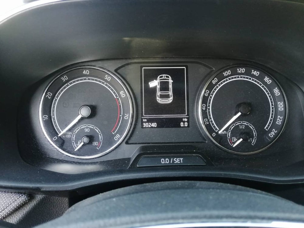 Skoda Fabia usata a Salerno (8)