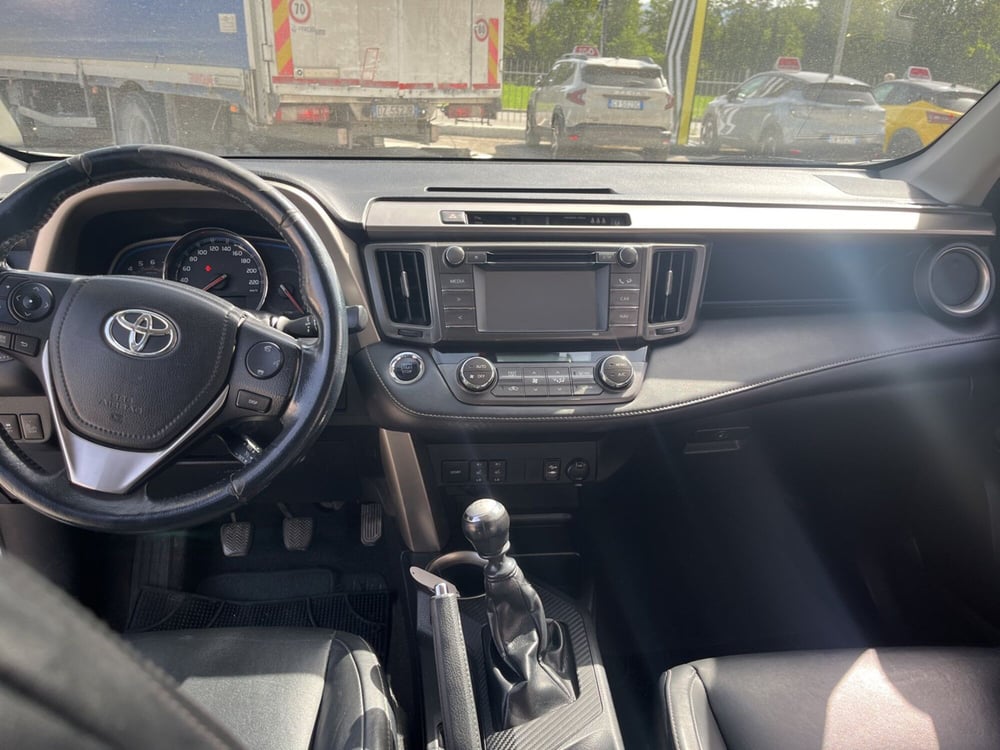 Toyota Rav4 usata a L'Aquila (15)