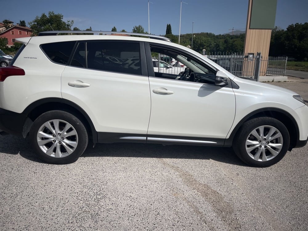 Toyota Rav4 usata a L'Aquila (7)
