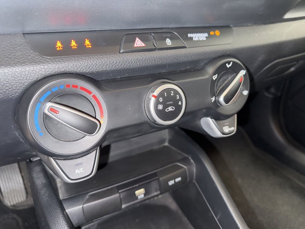 Kia Stonic usata a Palermo (12)