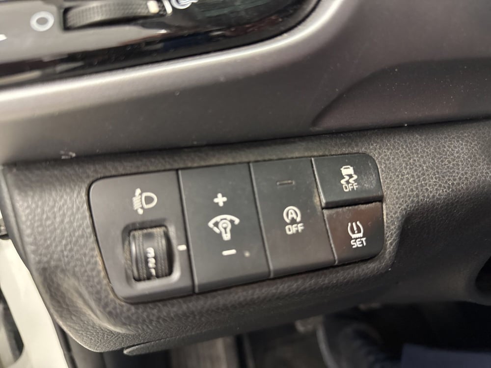 Kia Stonic usata a Palermo (9)