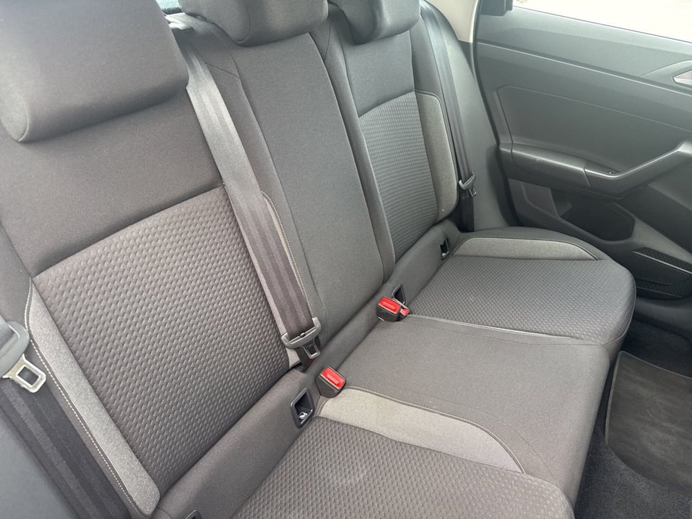 Volkswagen Taigo usata a Terni (12)