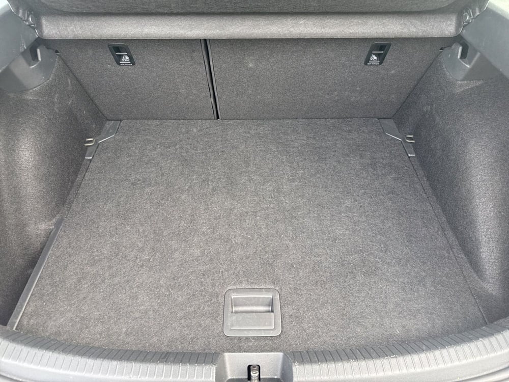 Volkswagen Taigo usata a Terni (9)