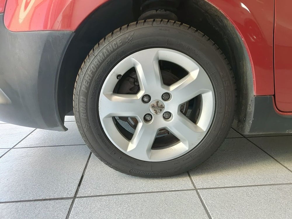 Peugeot Partner usata a Torino (11)