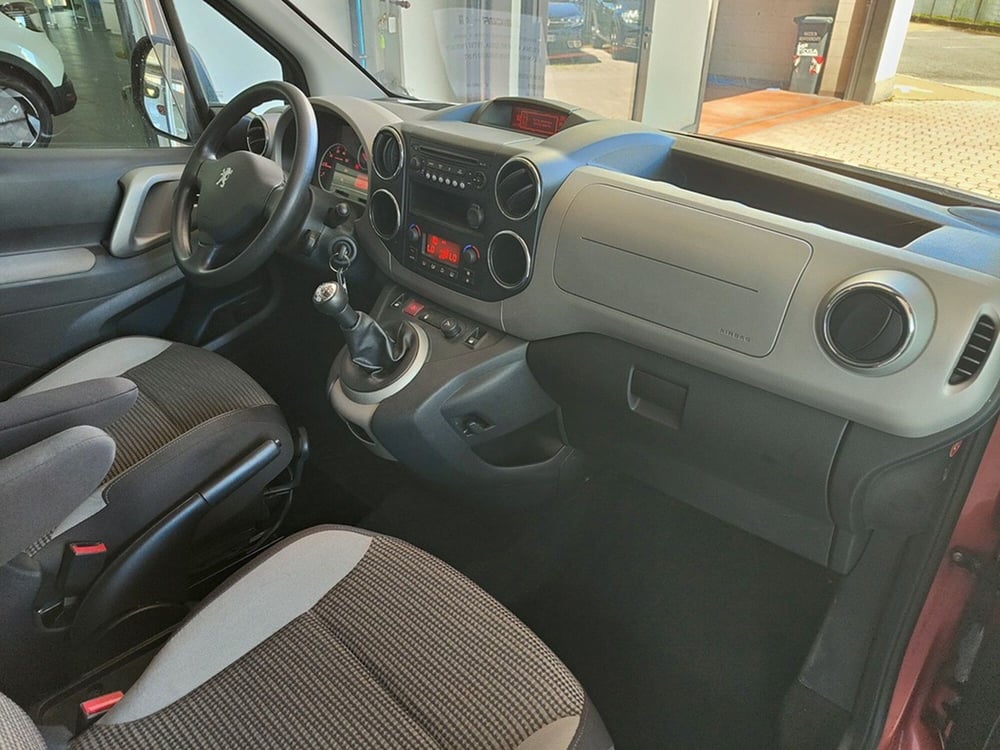 Peugeot Partner usata a Torino (18)
