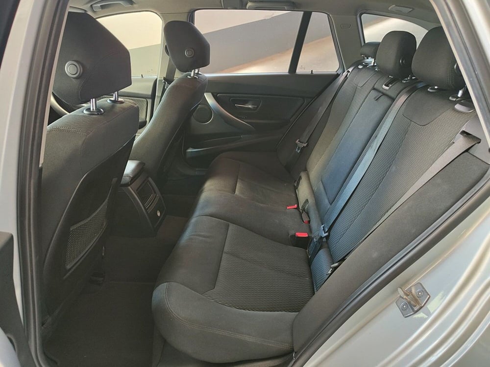 BMW Serie 3 Touring usata a Torino (20)