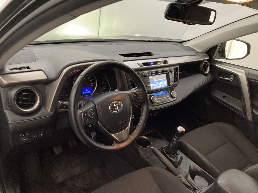 Toyota Rav4 usata a Barletta-Andria-Trani (11)
