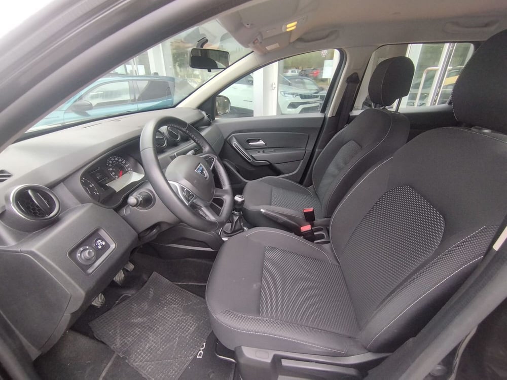 Dacia Duster usata a Arezzo (10)