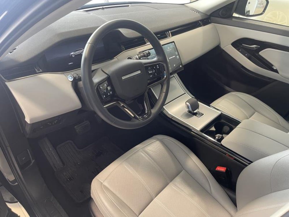 Land Rover Range Rover Evoque usata a Venezia (4)