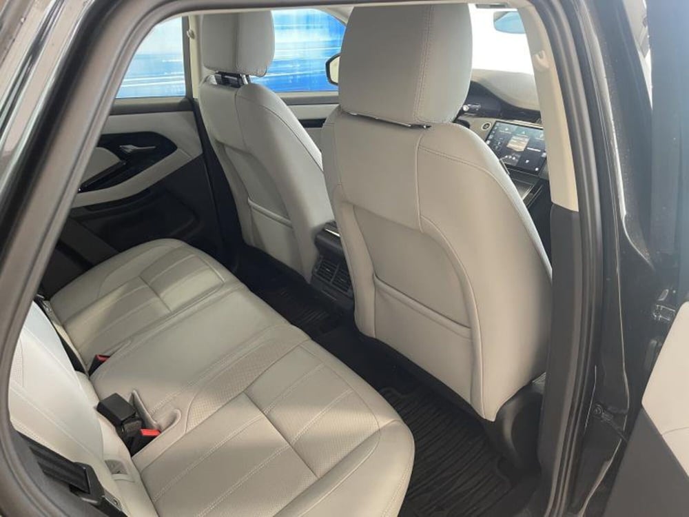 Land Rover Range Rover Evoque usata a Venezia (5)