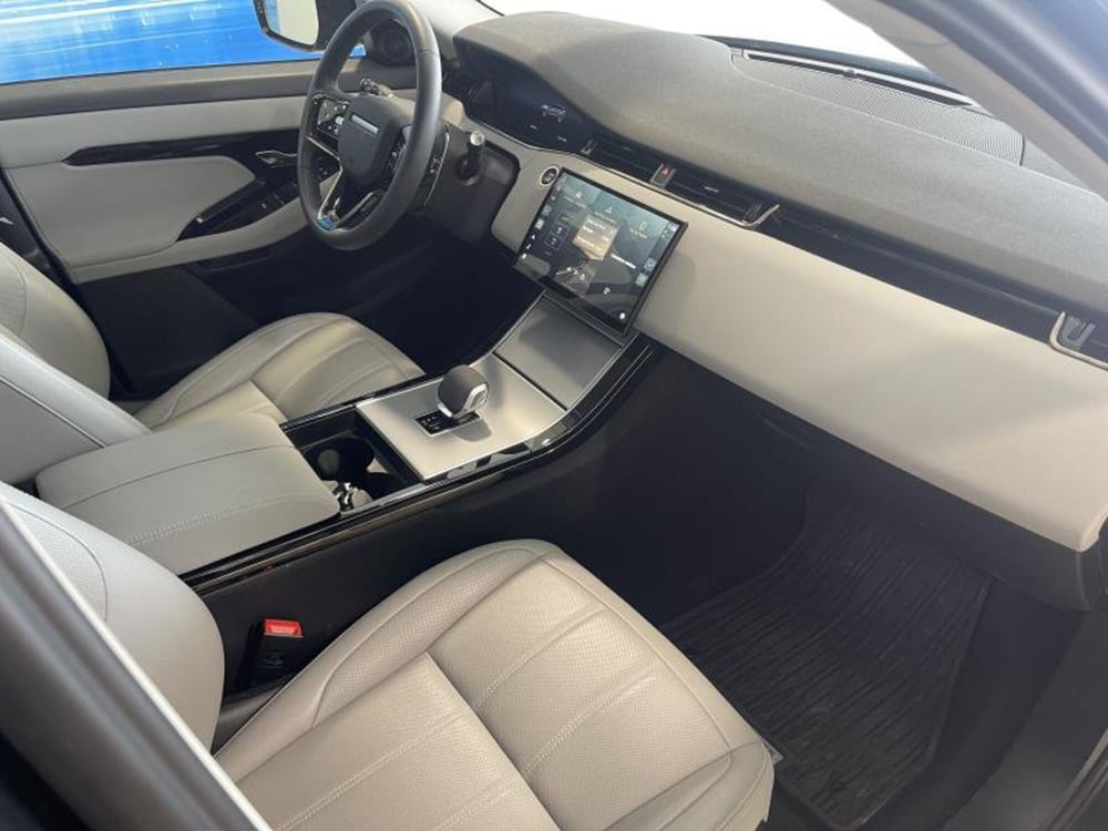 Land Rover Range Rover Evoque usata a Venezia (6)