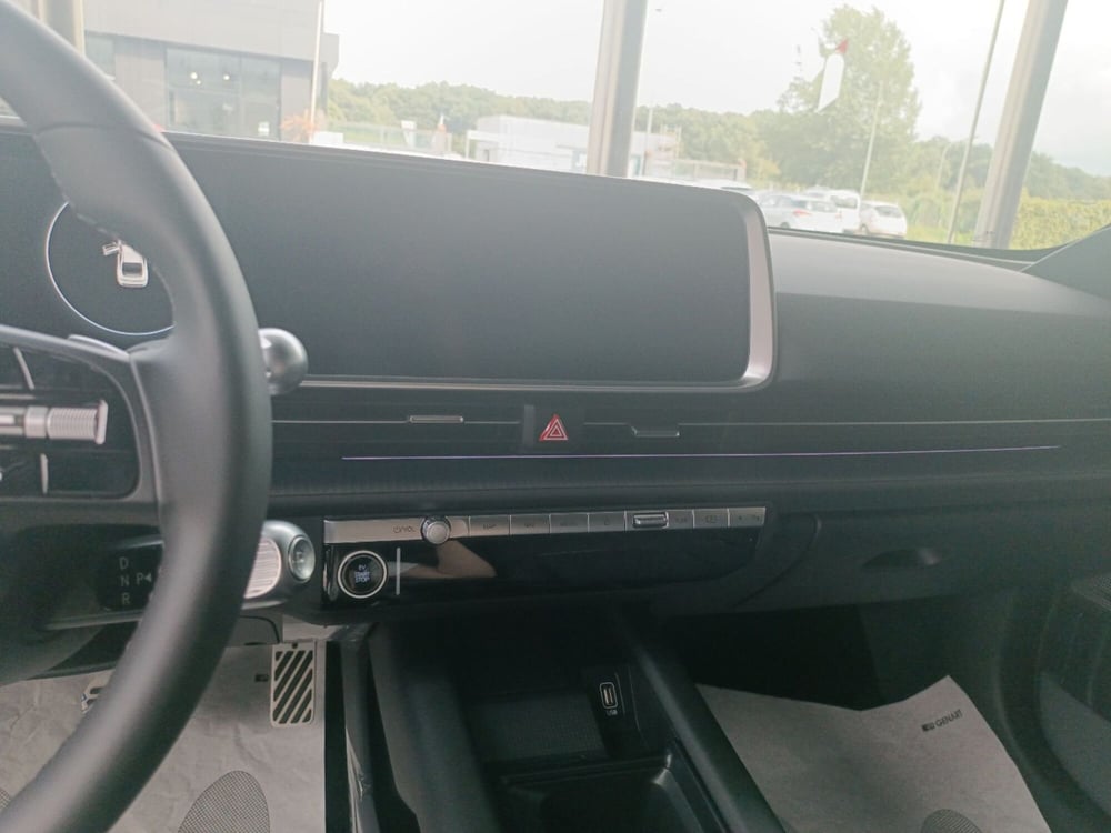Hyundai Ioniq 5 nuova a Latina (17)