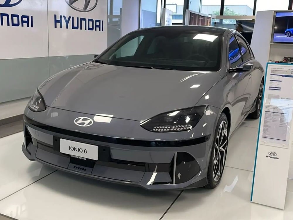 Hyundai Ioniq 5 nuova a Latina