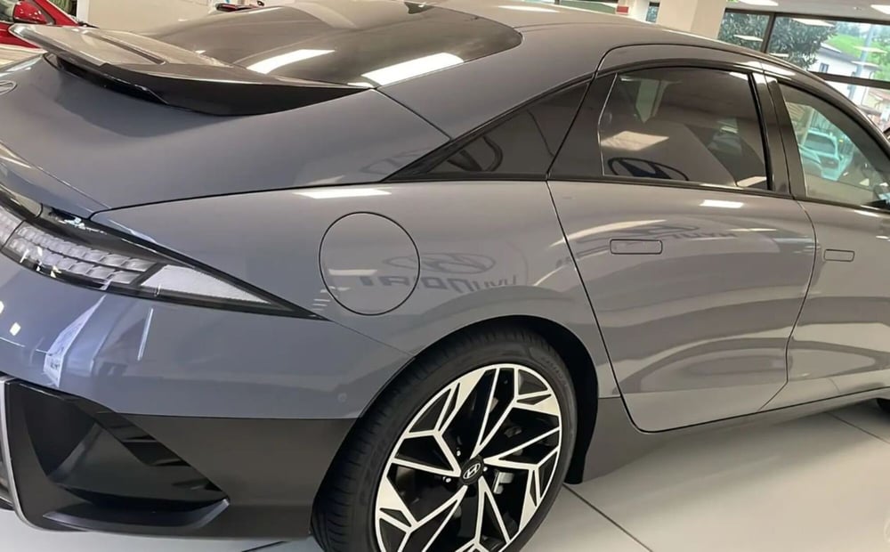 Hyundai Ioniq 5 nuova a Latina (4)