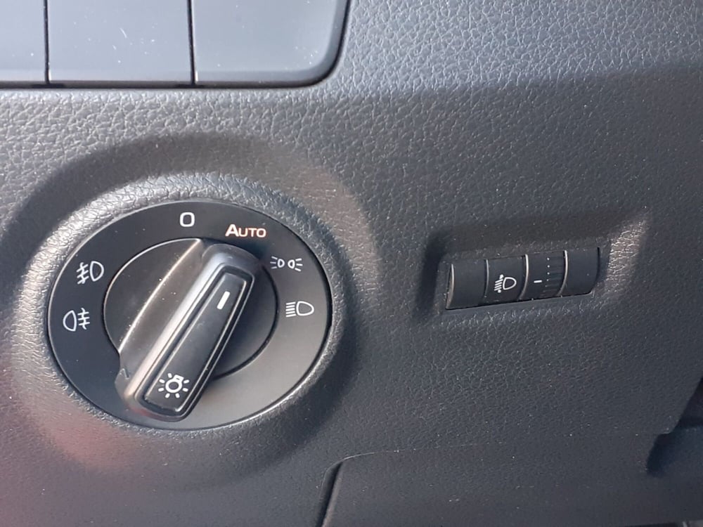 Skoda Fabia usata a Modena (10)