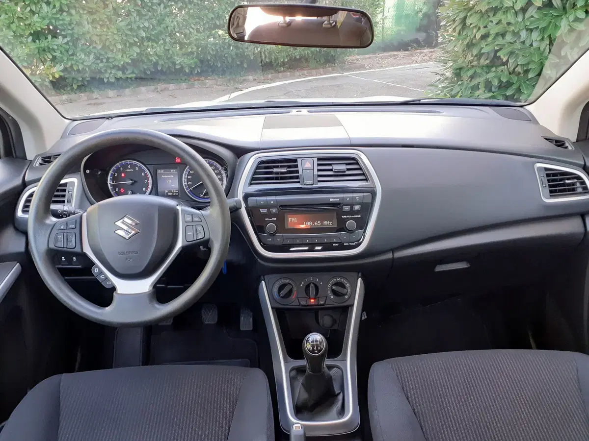 Suzuki S-Cross usata a Modena (7)