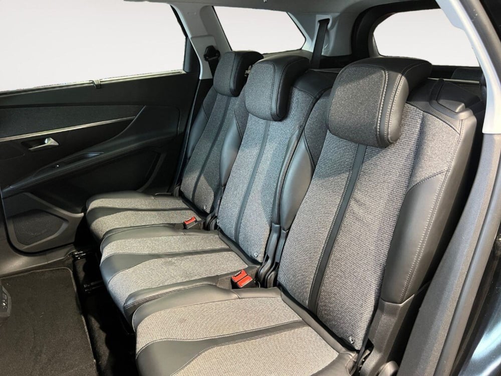 Peugeot 5008 usata a Verona (10)