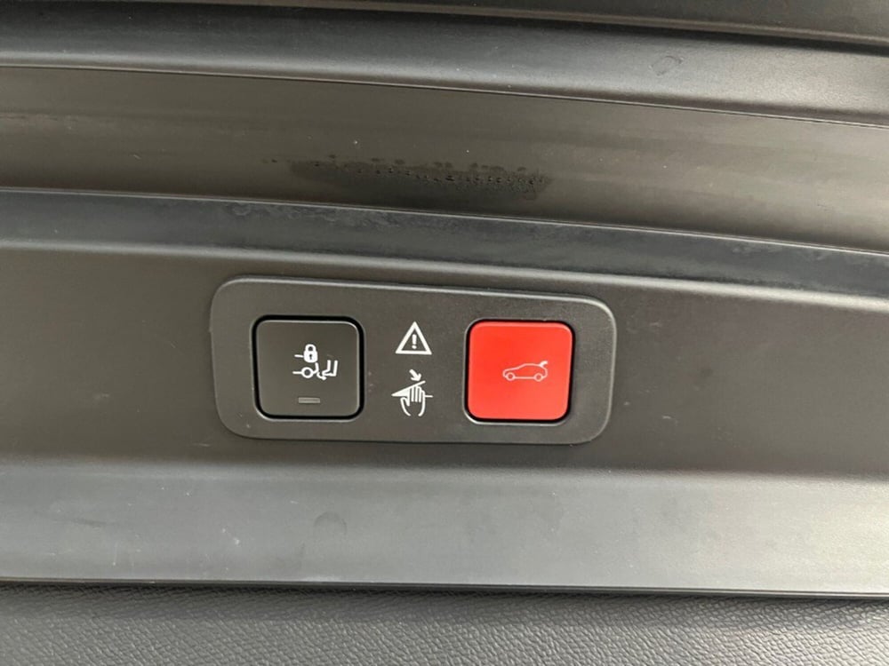 Peugeot 5008 usata a Verona (14)