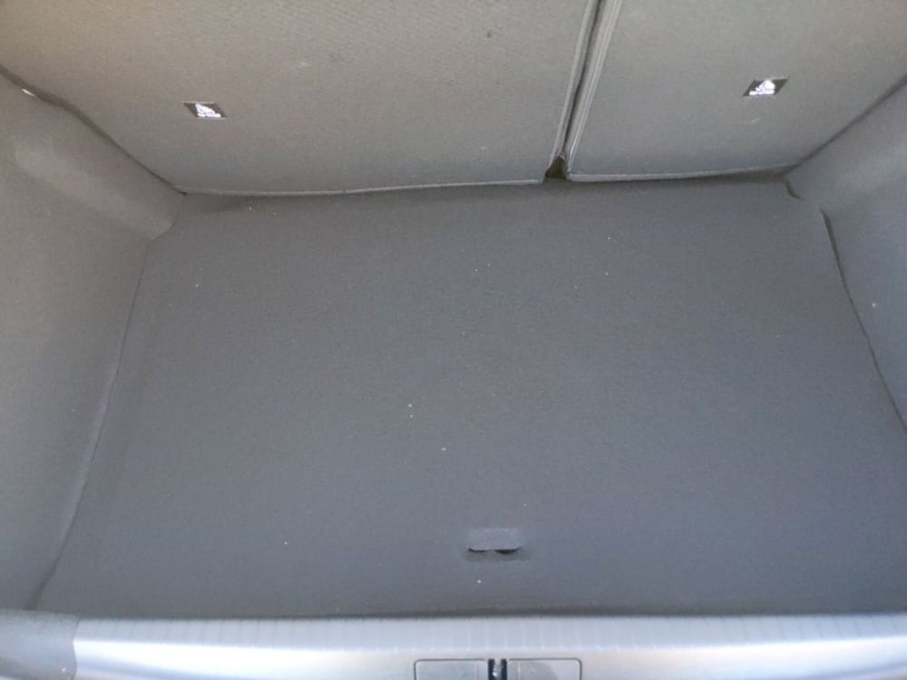 Peugeot 208 nuova a Latina (8)