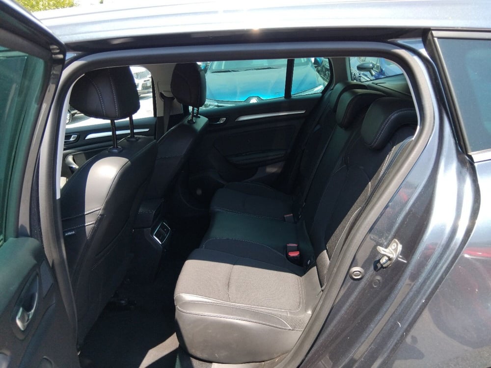 Renault Mégane Sporter usata a Latina (11)