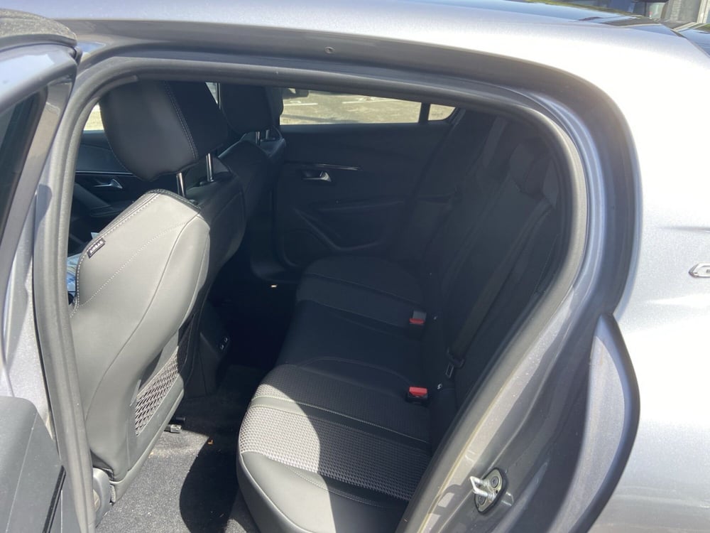Peugeot 208 usata a Latina (12)