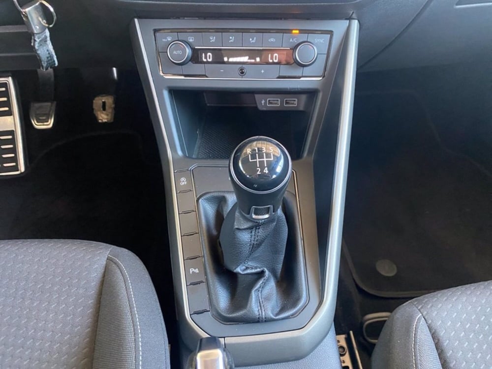 Volkswagen Polo usata a Milano (15)