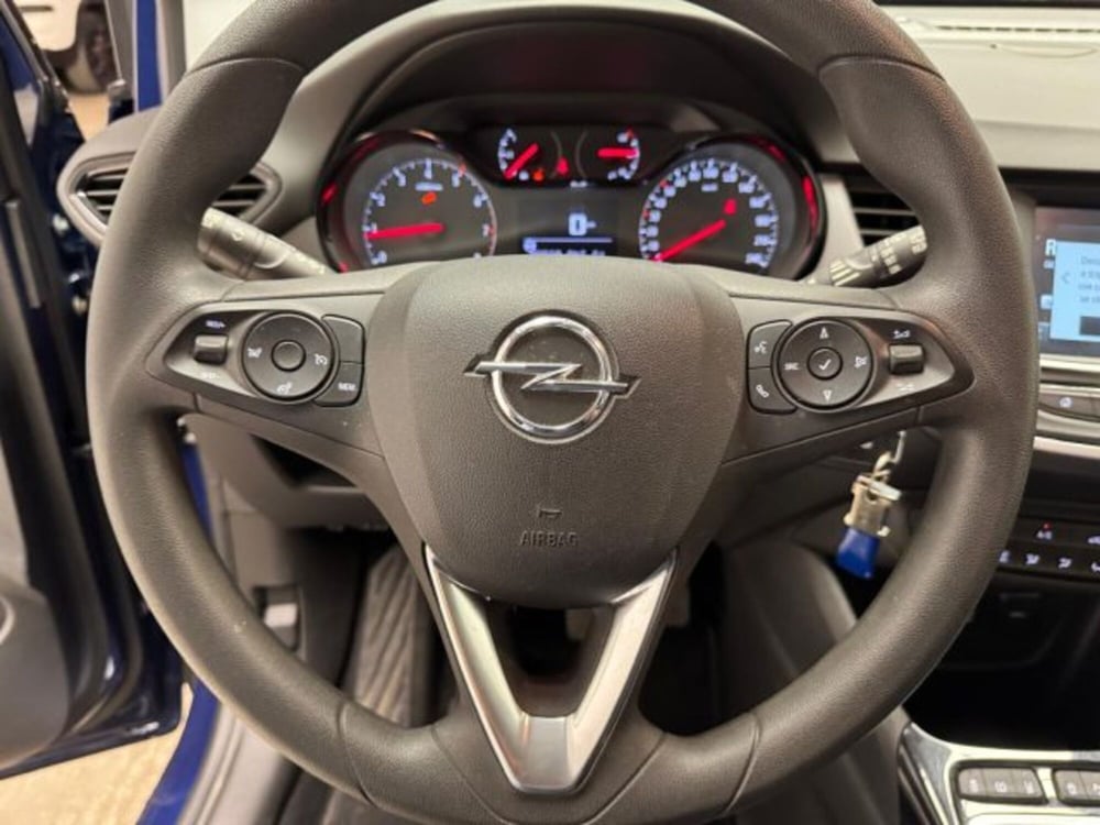 Opel Crossland X usata a Biella (11)