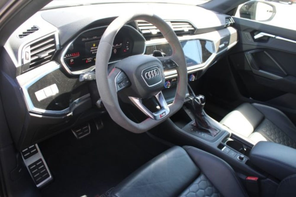 Audi RS Q3 Sportback usata a Lecce (10)