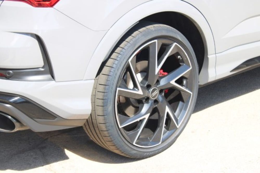 Audi RS Q3 Sportback usata a Lecce (7)