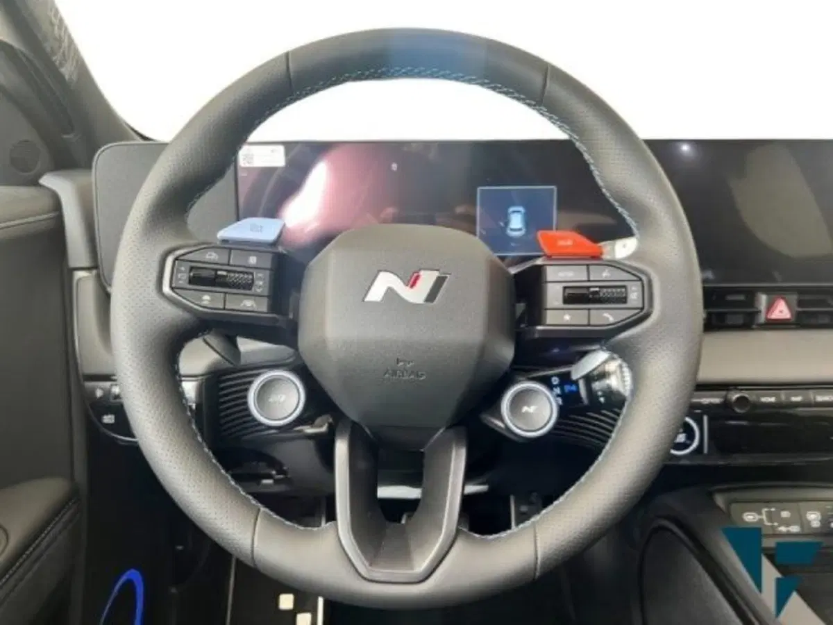 Hyundai Ioniq 5 N  nuova a Padova (9)