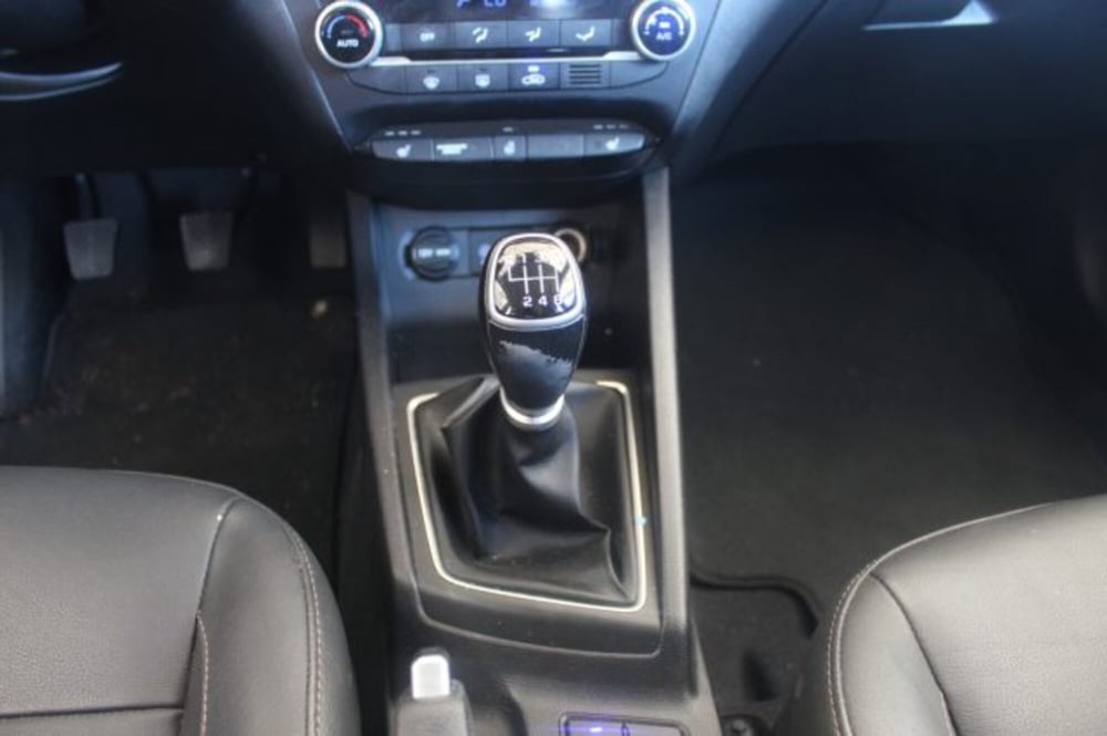 Hyundai i20 usata a Roma (18)
