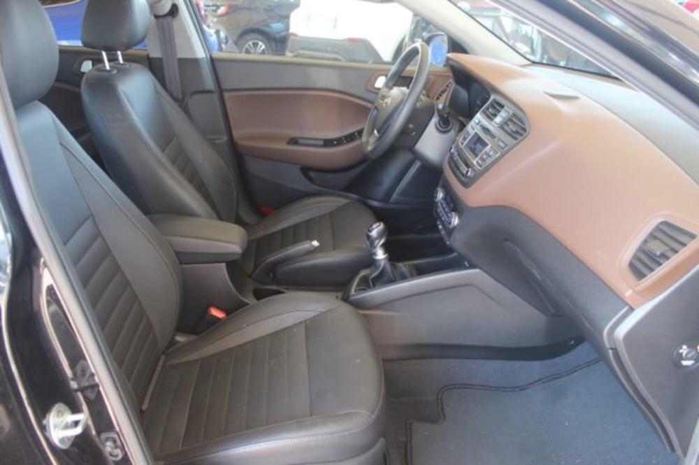 Hyundai i20 usata a Roma (20)