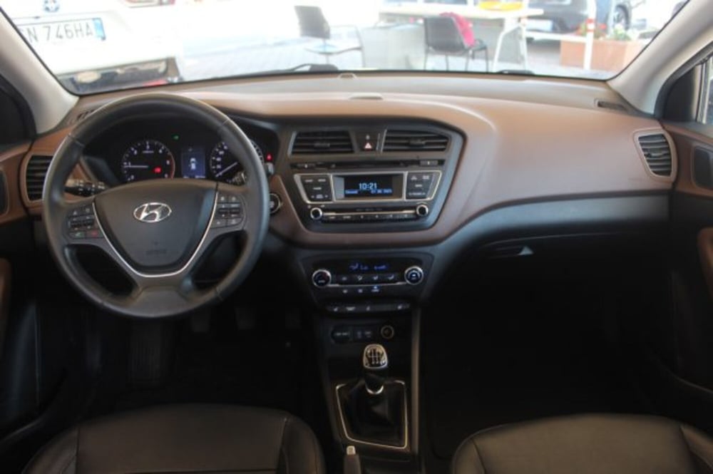 Hyundai i20 usata a Roma (9)