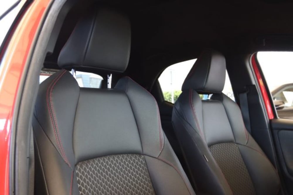 Toyota Yaris Cross usata a Roma (7)