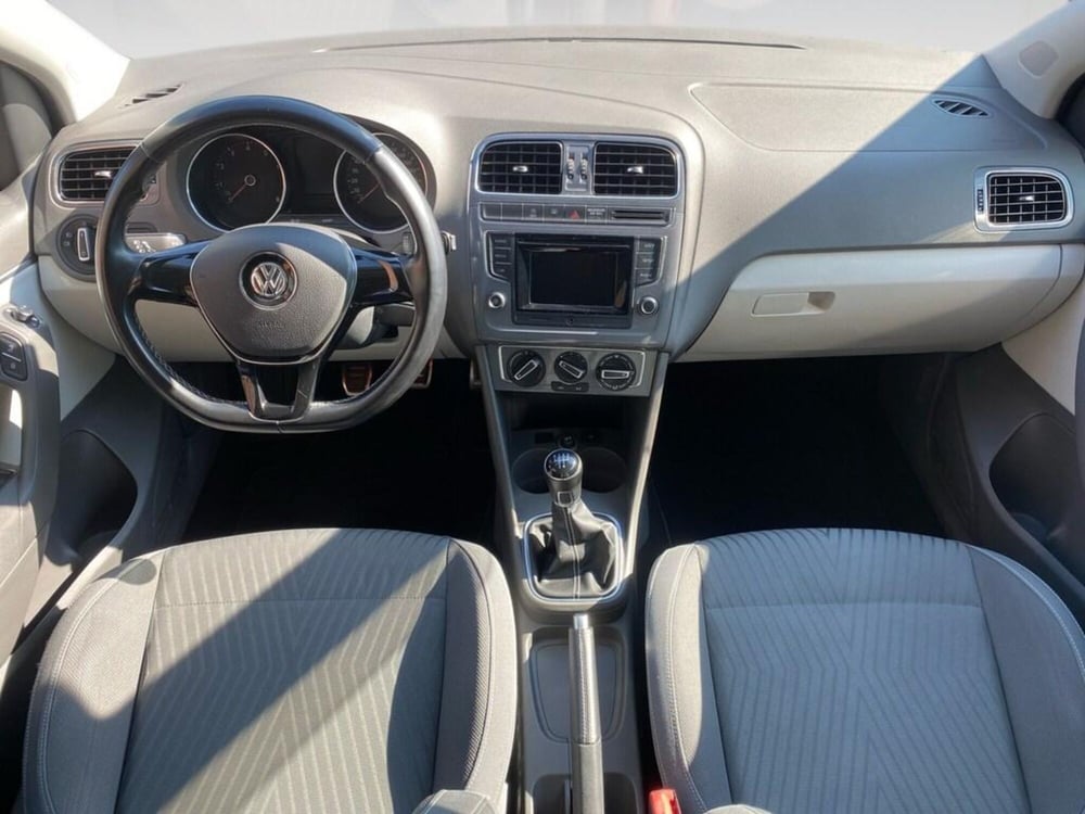 Volkswagen Polo usata a Torino (5)