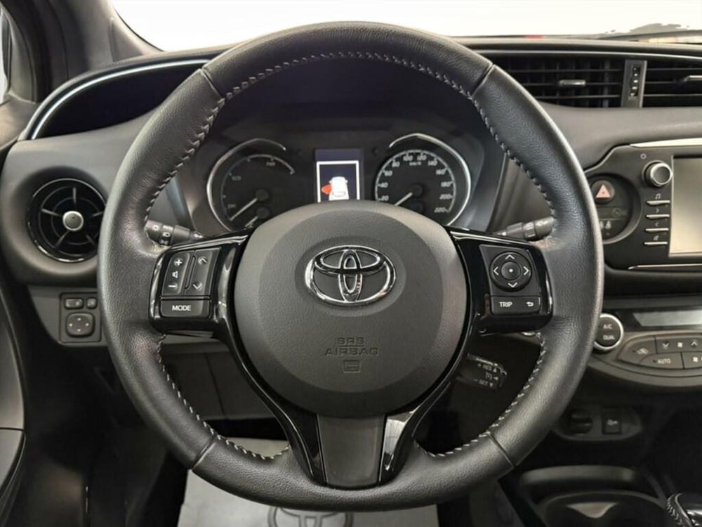 Toyota Yaris usata a Monza e Brianza (8)
