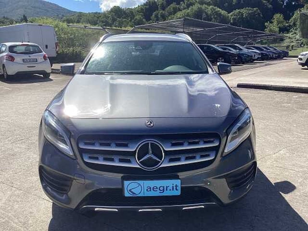Mercedes-Benz GLA SUV usata a Roma (3)