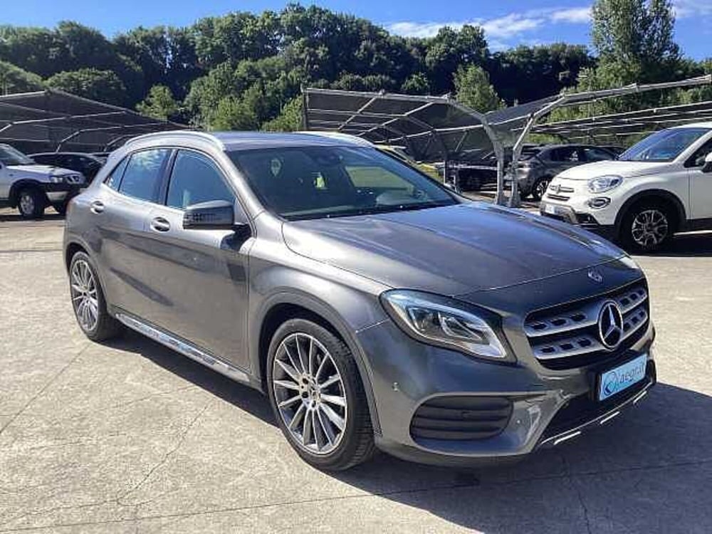 Mercedes-Benz GLA SUV usata a Roma (6)